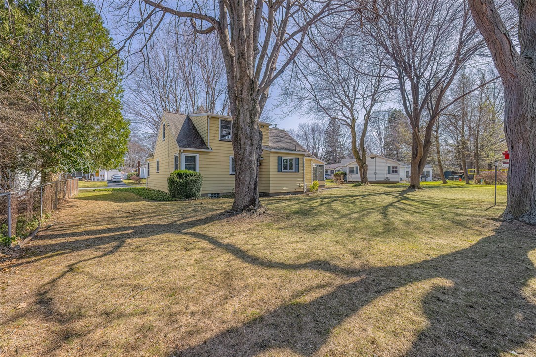 37 Kenmore Lane, Irondequoit, New York image 38