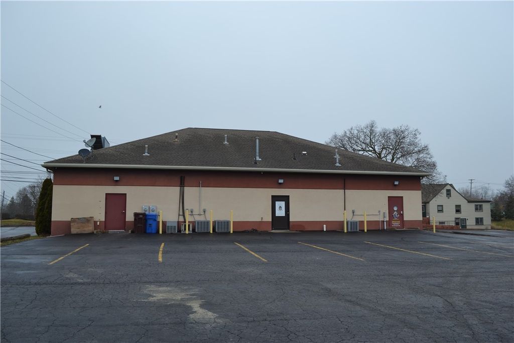 Photo of 3187 Chili Avenue, Chili, NY 14624 (MLS # R1571420)