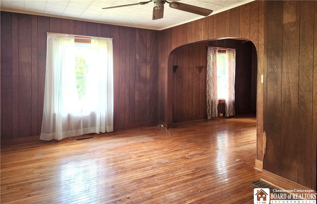 35 Shaw Avenue, Jamestown, New York image 3