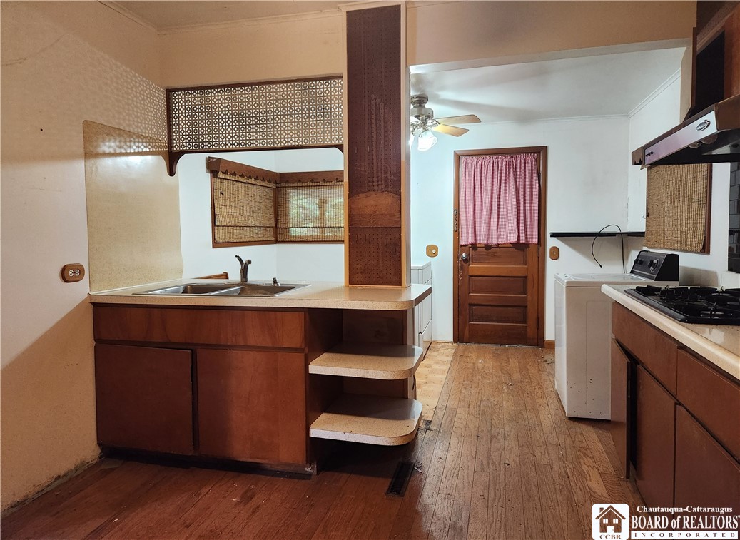 35 Shaw Avenue, Jamestown, New York image 8