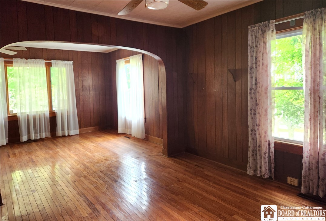 35 Shaw Avenue, Jamestown, New York image 4