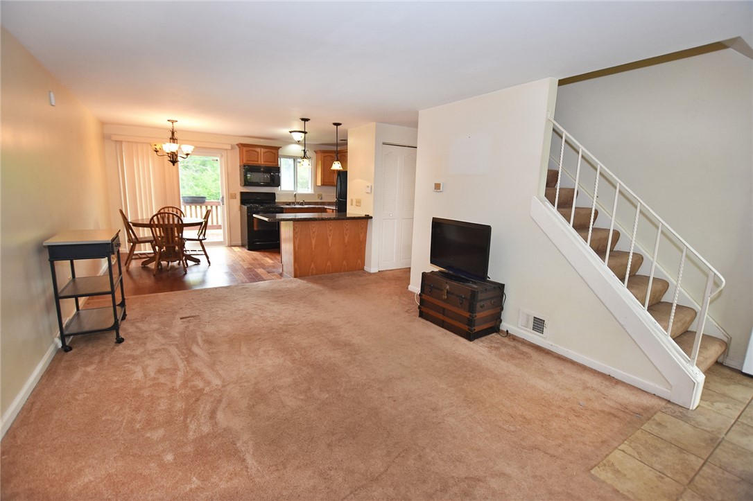 414 Fox Run, Gates, New York image 6