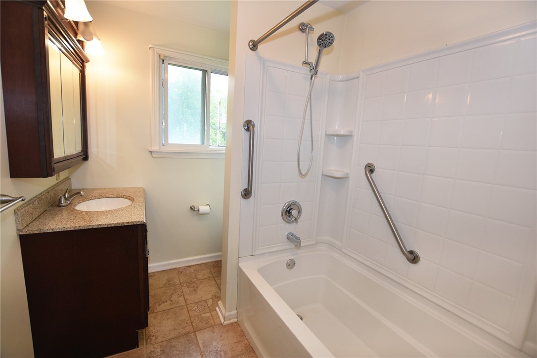 414 Fox Run, Gates, New York image 24