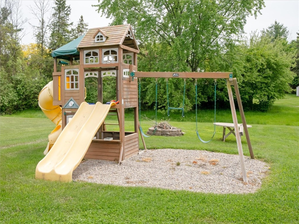 41 Essla Drive, Greece, New York image 39