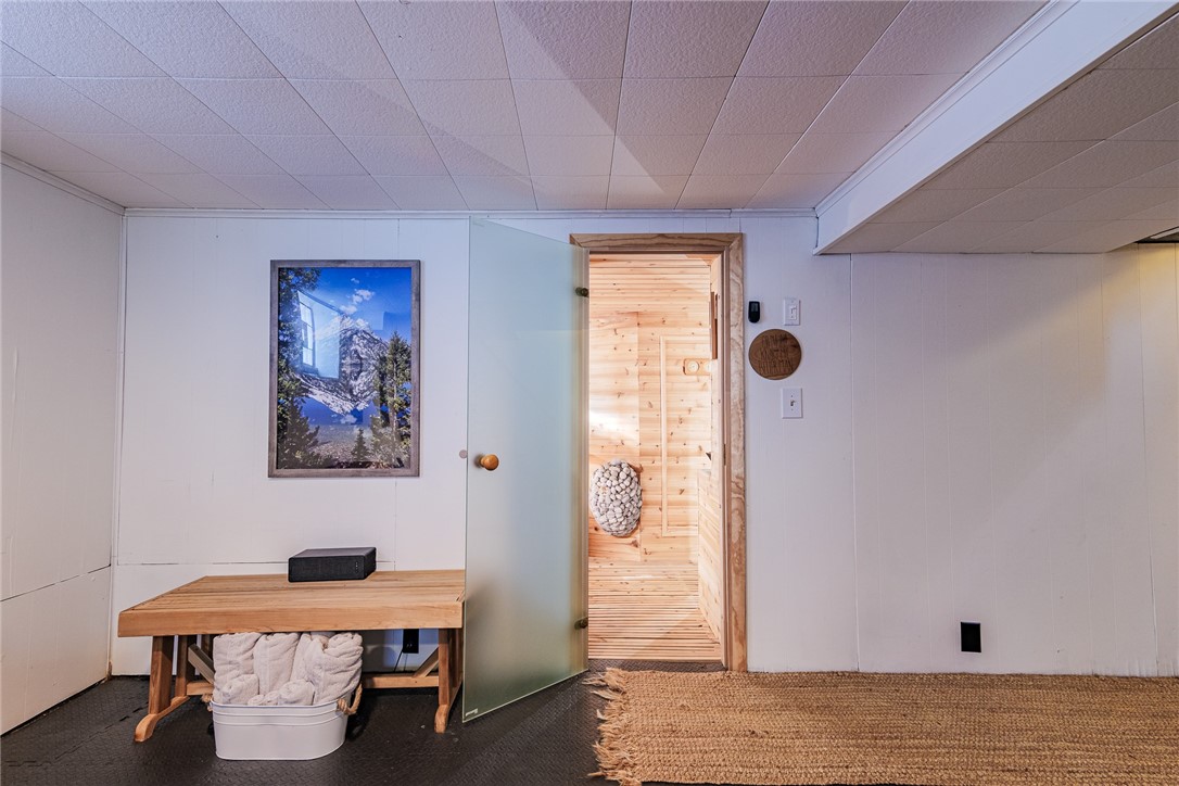 118 Beaufort Street, Rochester, New York image 33
