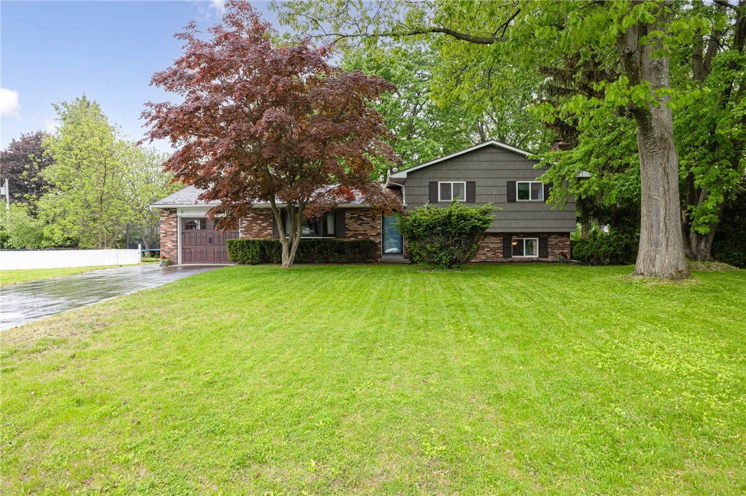 635 Blue Spruce Drive, Webster, New York image 1