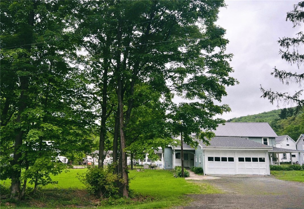 17 Burton Street, Walton, New York image 4