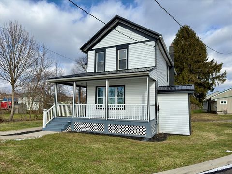 2 Elm Street Lyons NY 14489