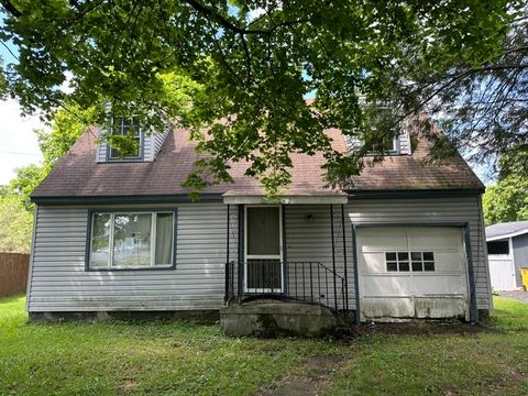 Tiny photo for 832 Maple Avenue, Elmira City, NY 14904 (MLS # R1689672)