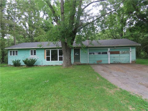 Homes For Sale - 2480 Layton Street Road<br/> Wayne County, Lyons, NY 14489