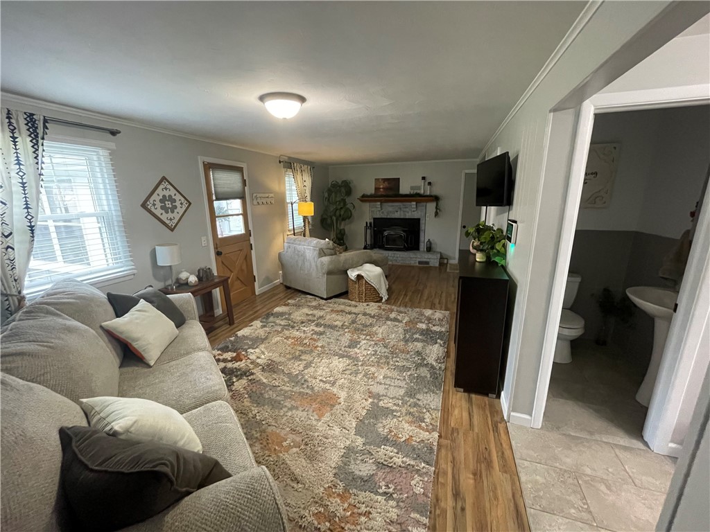 121 Fiesta Road, Greece, New York image 5