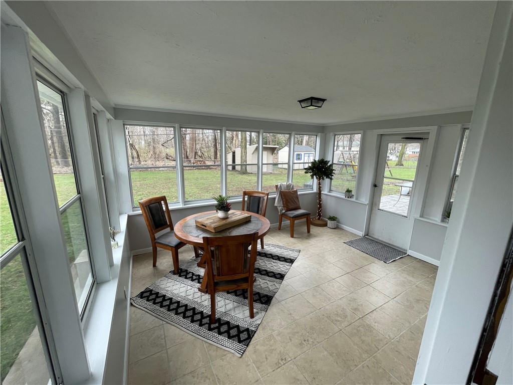 121 Fiesta Road, Greece, New York image 6
