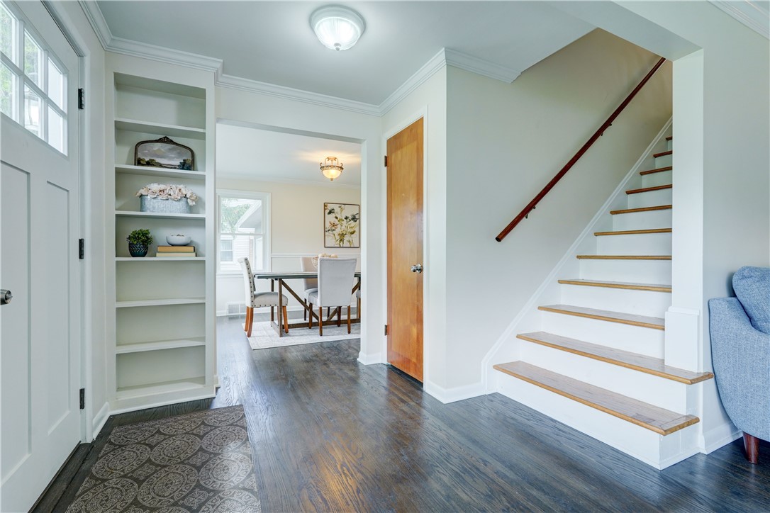 38 Plaza Dr