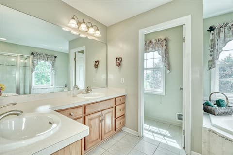 Tiny photo for 6180 Southbrook Drive, Ontario, NY 14519 (MLS # R1701268)