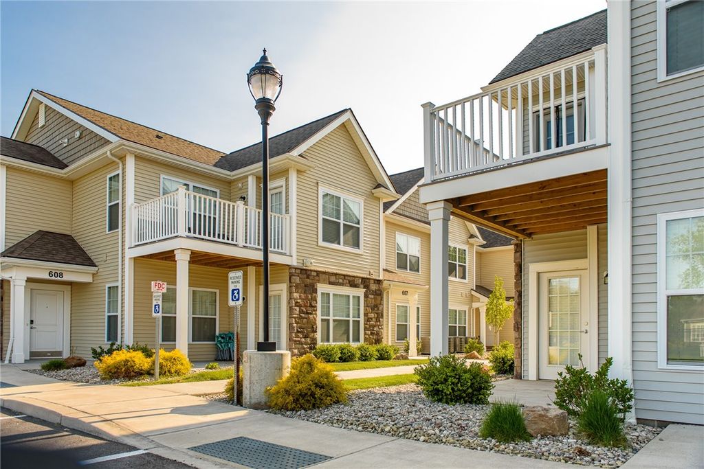 Photo of 506 New Terrace Lane, Ogden, NY 14624 (MLS # R1667396)