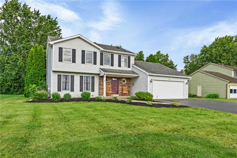 Homes For Sale - 91 Guinevere Drive<br/> Greece, NY 14626