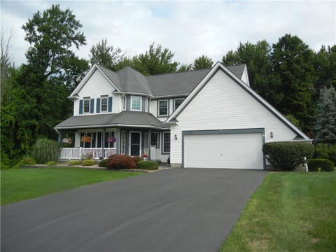 Homes For Sale - 1159 Channing Woods Dr Drive<br/> Webster, NY 14580
