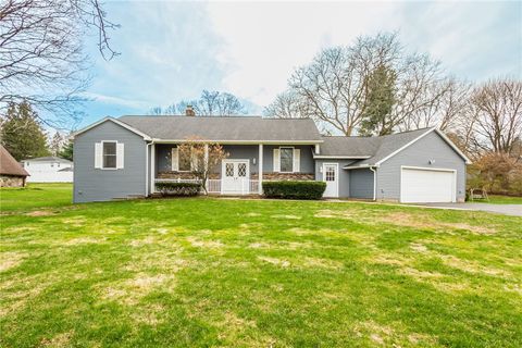 Homes For Sale - 299 Fairport Road<br/> Monroe County, Pittsford, NY 14445