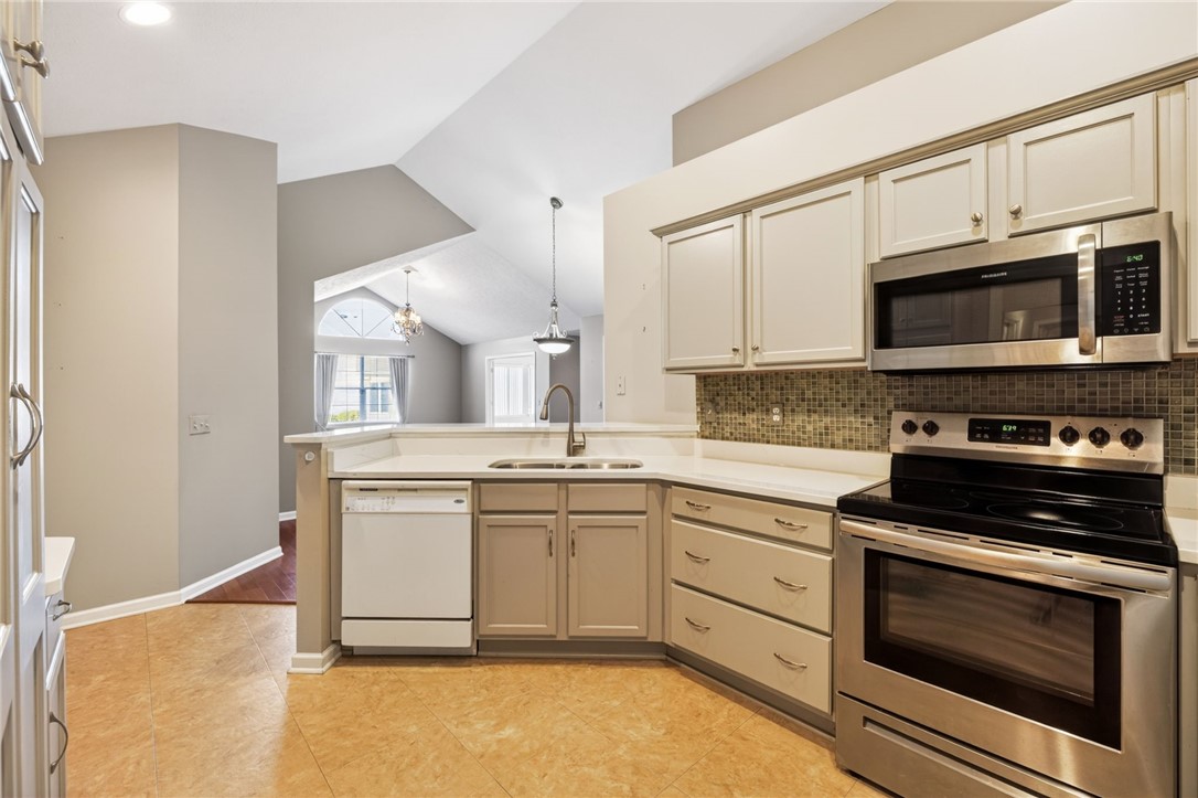 113 Maple Center Road