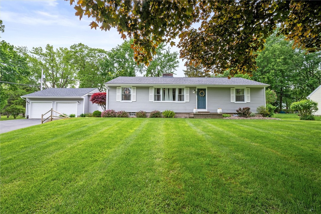 669 Webster Road, Webster, New York image 1