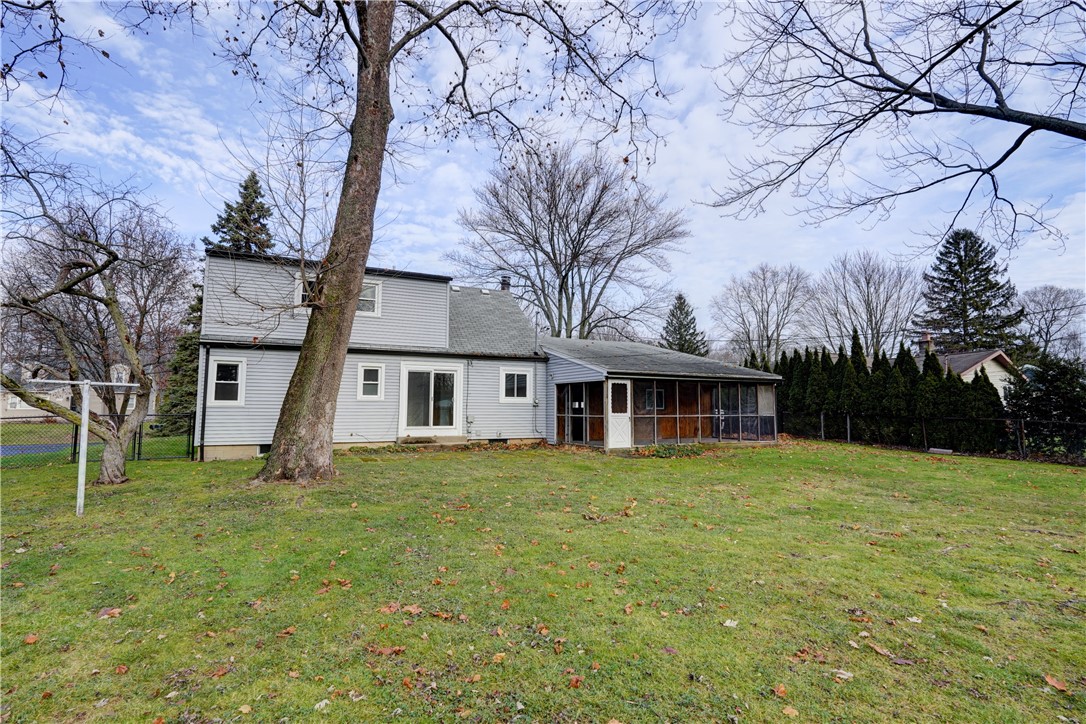 663 Beverly Drive, Webster, New York image 38