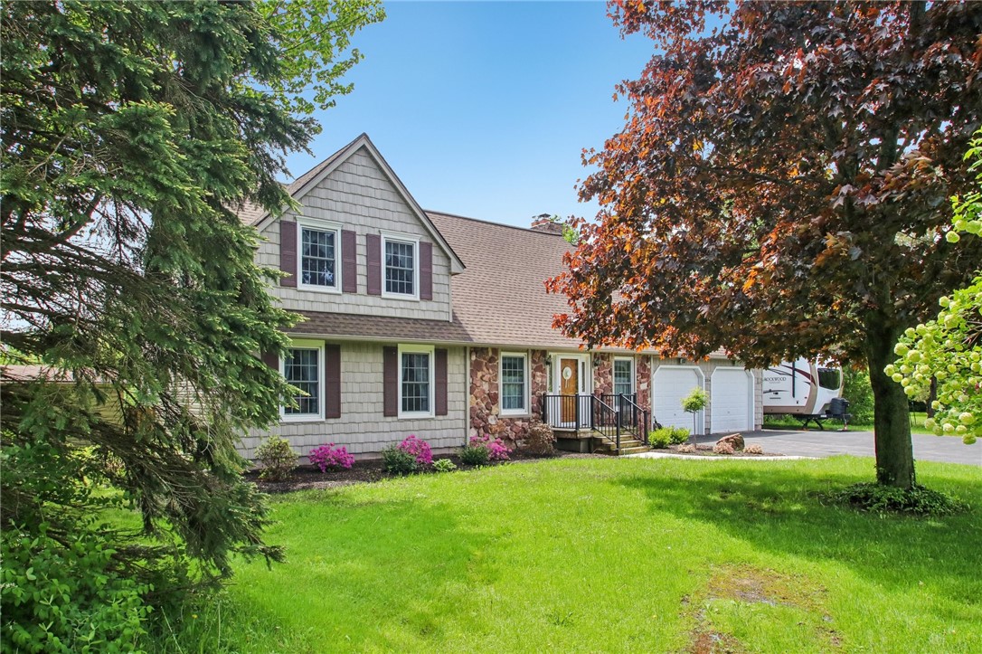 3326 Eaton Road, Williamson, New York image 1