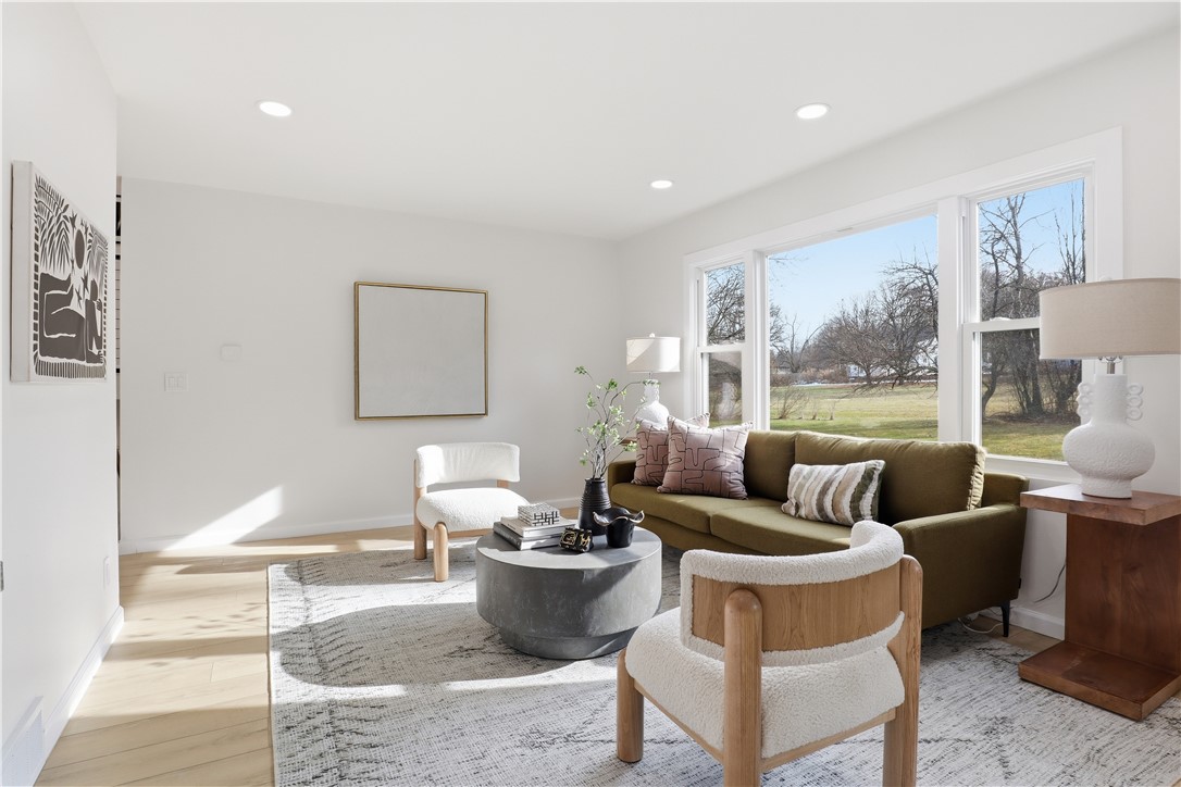 36 Yellowstone Drive