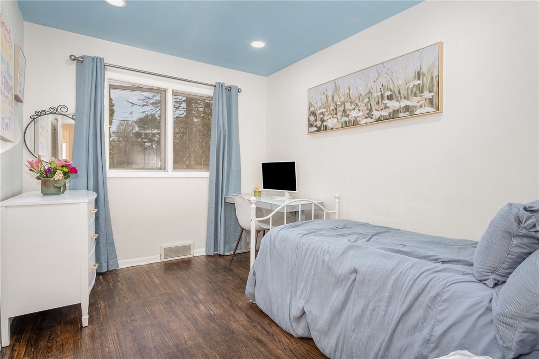 569 Marsh Road, Pittsford, New York image 8