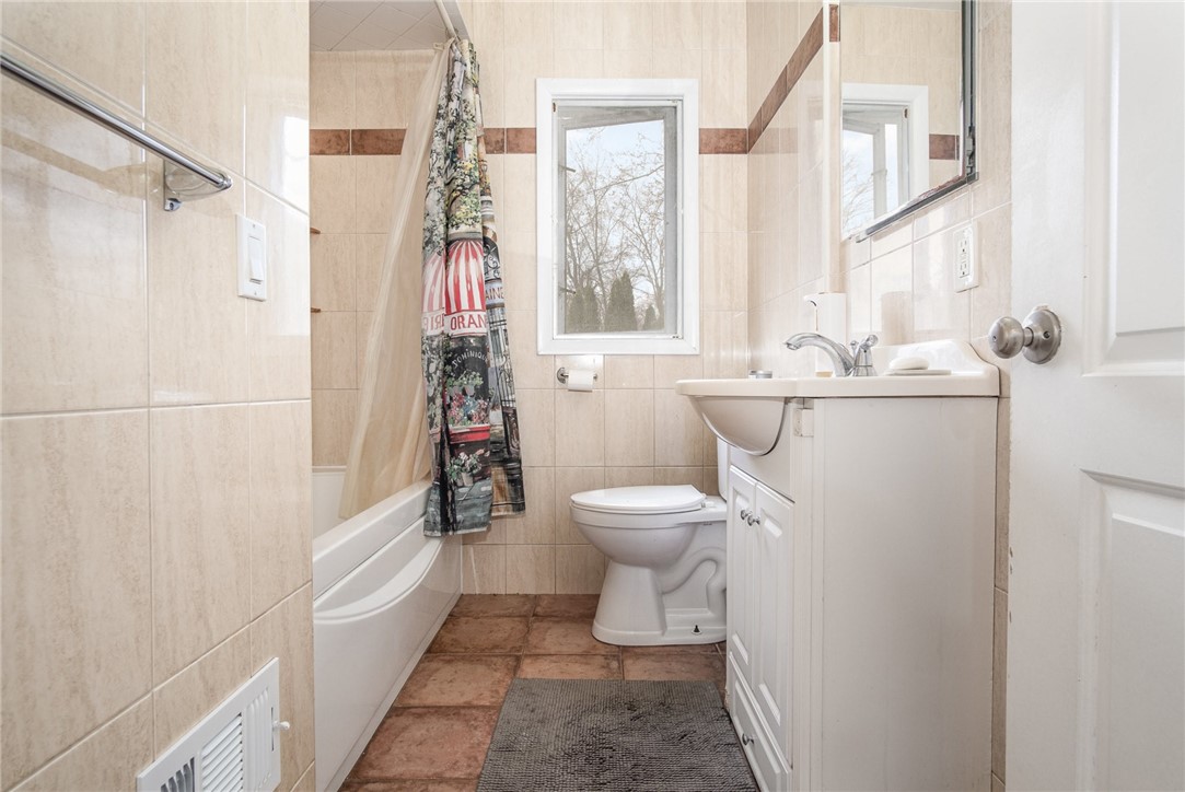569 Marsh Road, Pittsford, New York image 15