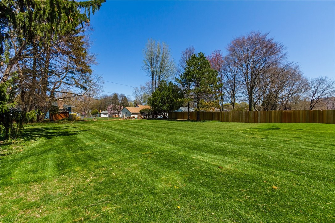 117 Bay View Road, Irondequoit, New York image 3