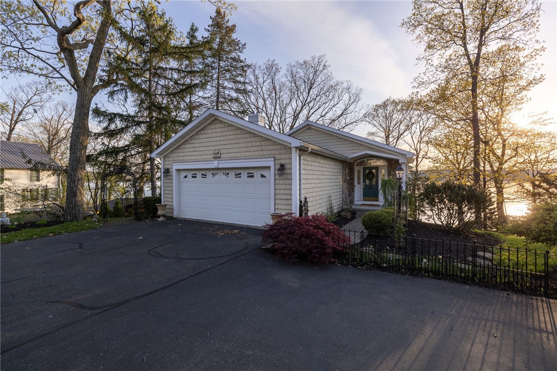 4498 Lake Drive
