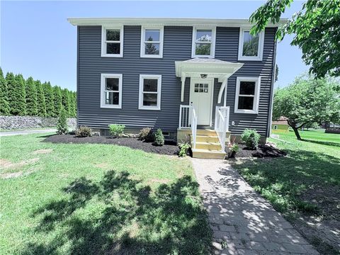 Photo of 4225 Ransom Road, Clarence, NY 14031 (MLS # R1688145)