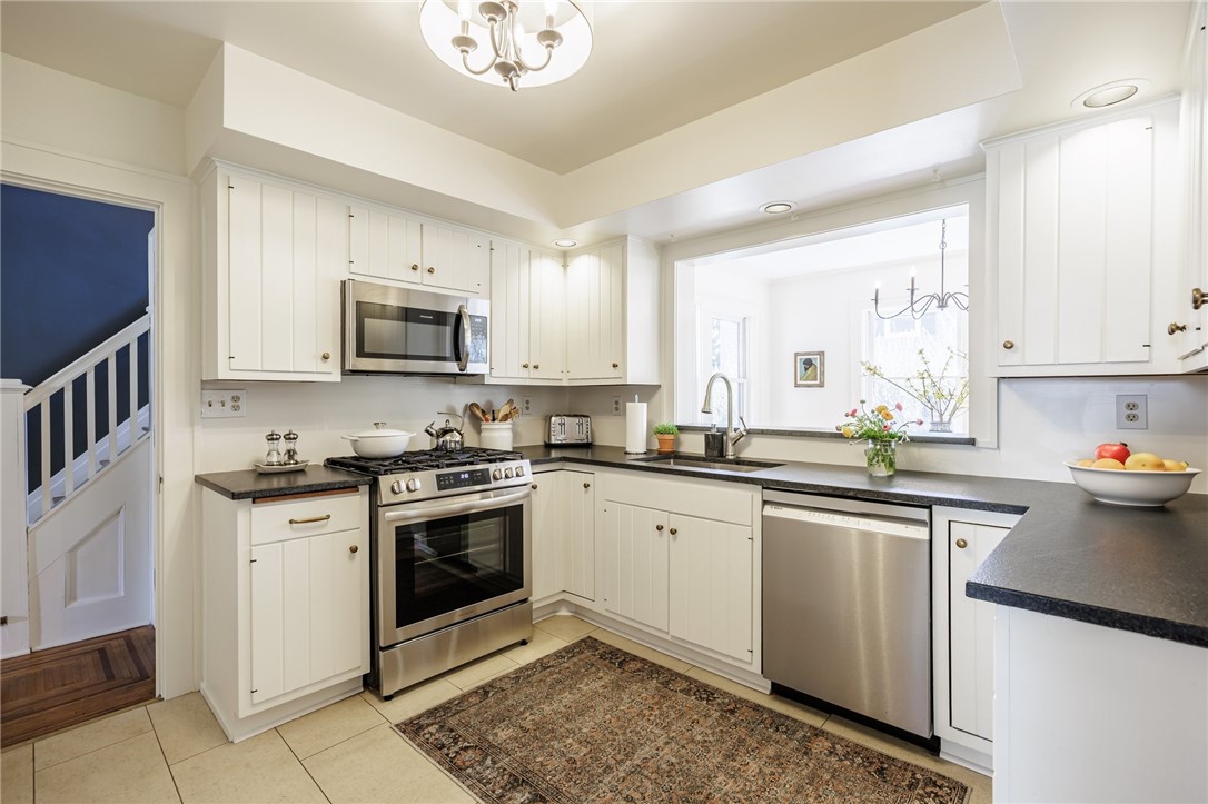 151 Chadbourne Road, Brighton, New York image 11