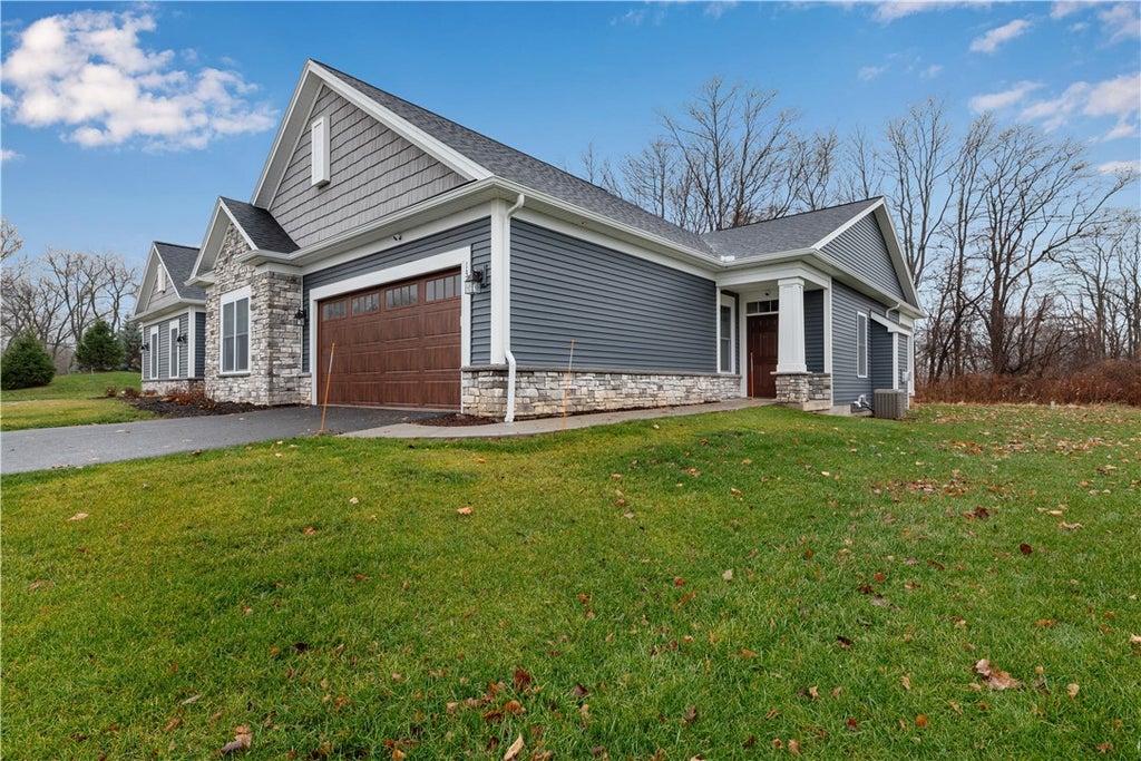 Photo of 1352 Creeks Edge Drive, Webster, NY 14580 (MLS # R1696163)
