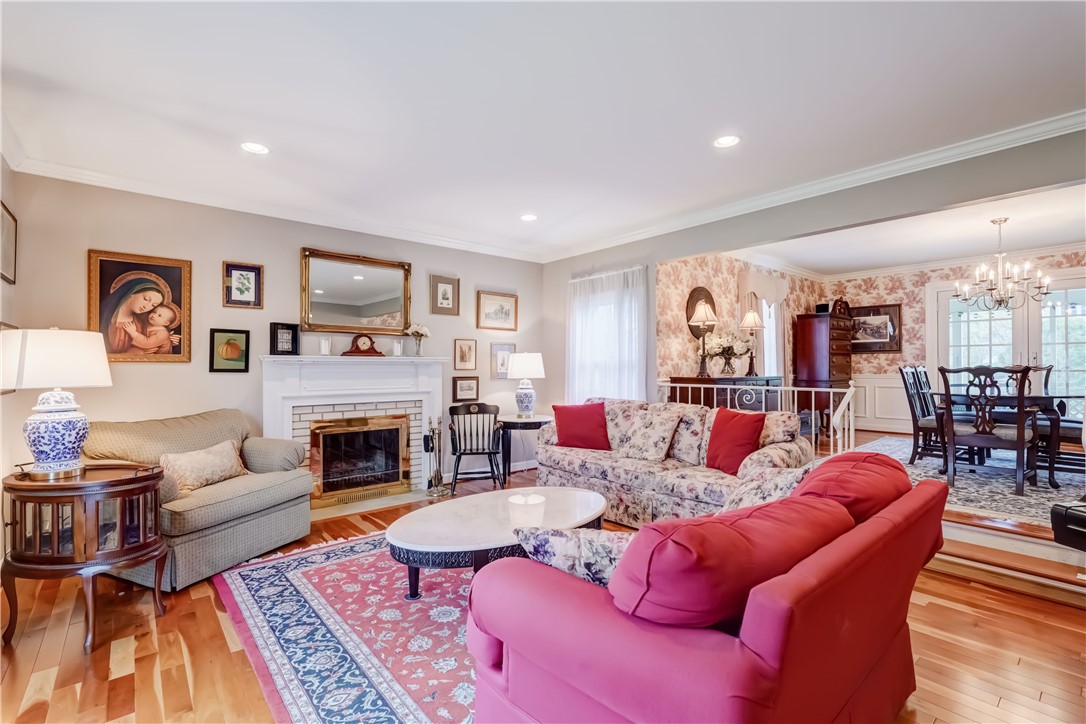 19 Split Rock Road, Pittsford, New York image 6