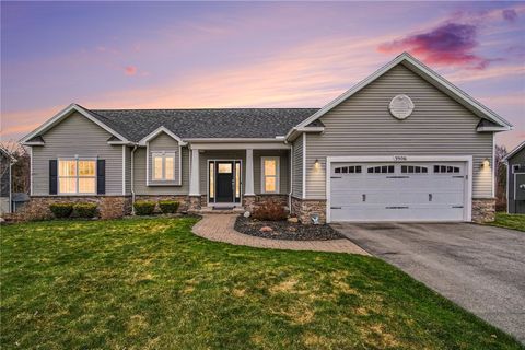 Homes For Sale - 3906 Teresa Drive<br/> Wayne County, Walworth, NY 14568