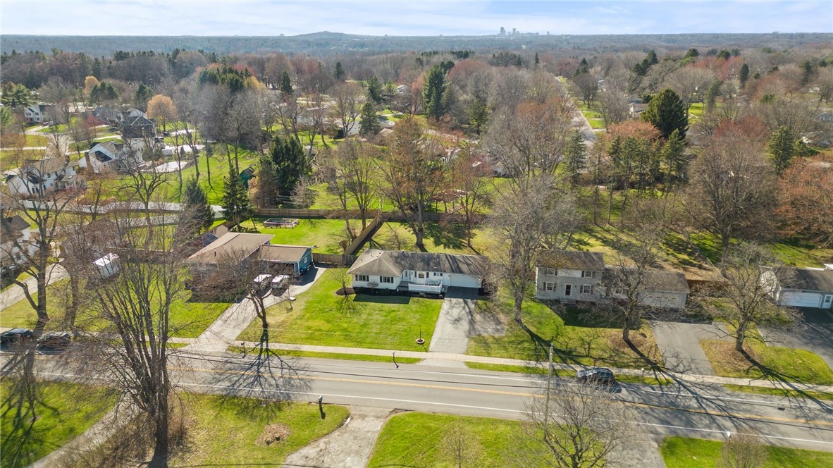 1725 Qualtrough Road, Penfield, New York image 45