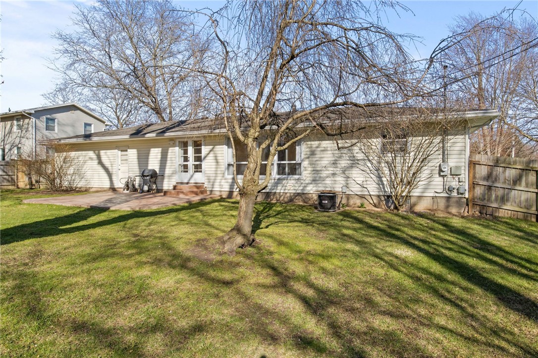1725 Qualtrough Road, Penfield, New York image 37