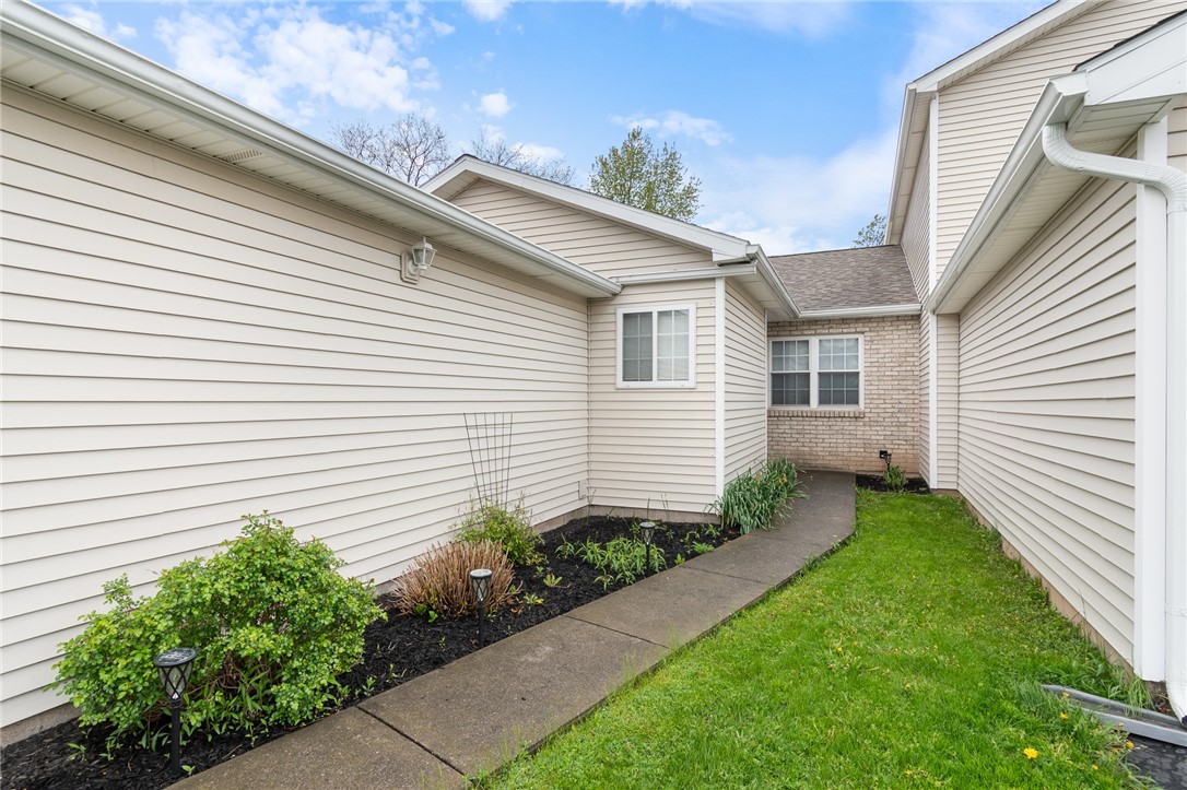 5752 Running Brook Road