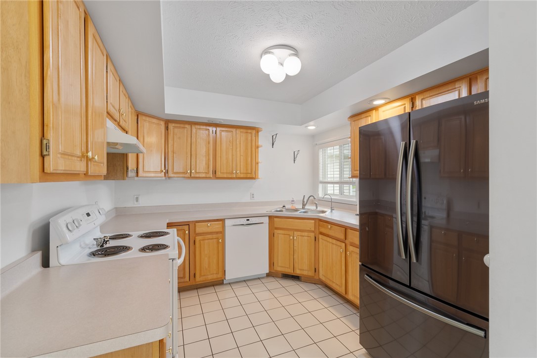 5752 Running Brook Road