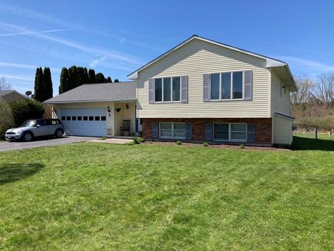 Photo of 5 Katie Lane, Erwin, NY 14870 (MLS # R1697264)