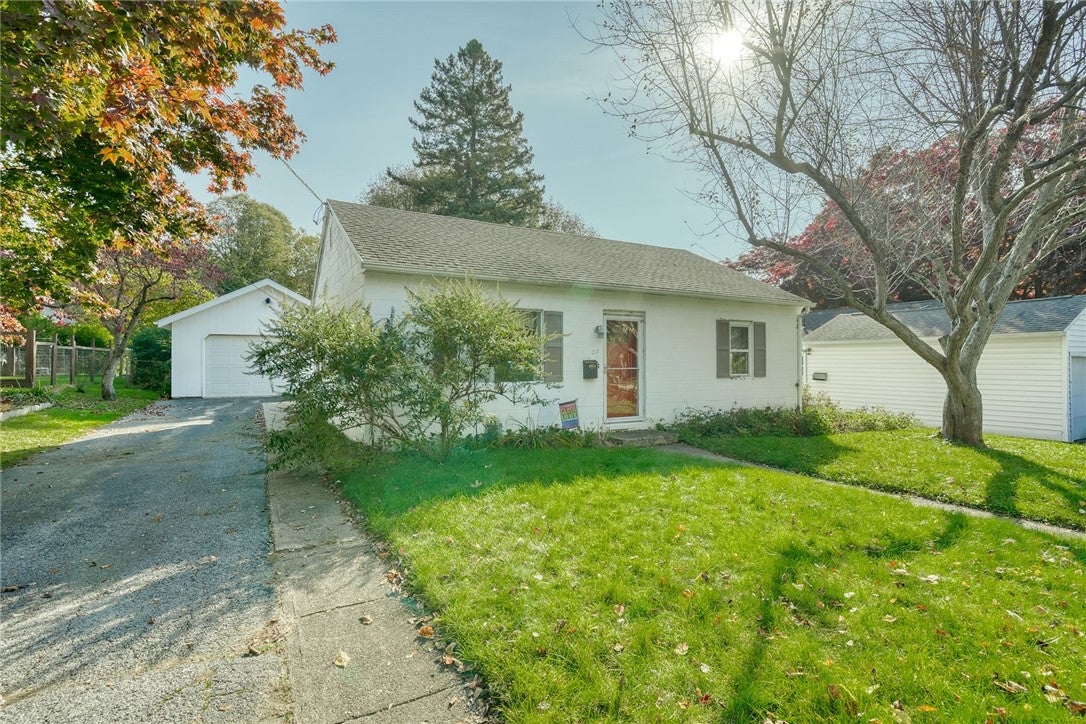 28 Audley Way