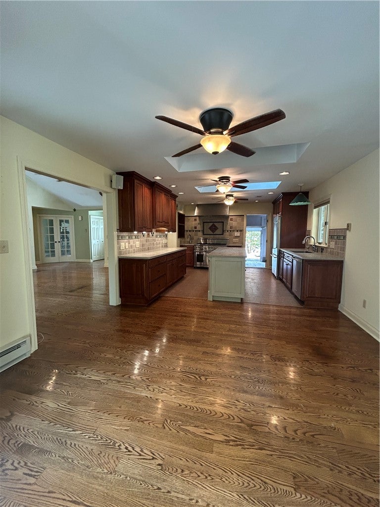 186 Hillside Drive