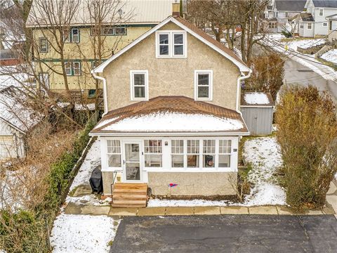 Tiny photo for 412 S Lincoln Road, East Rochester, NY 14445 (MLS # R1654754)