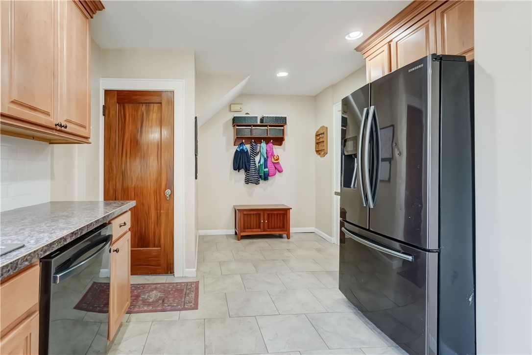 390 Culver Parkway, Irondequoit, New York image 17
