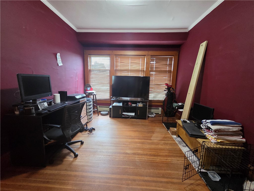 Shelby, New York 14103, United States, 6 Bedrooms Bedrooms, ,2 BathroomsBathrooms,Residential,Active,223224