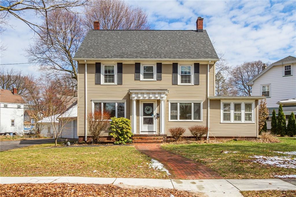 Photo of 140 Rutledge Drive, Rochester, NY 14621 (MLS # R1668468)