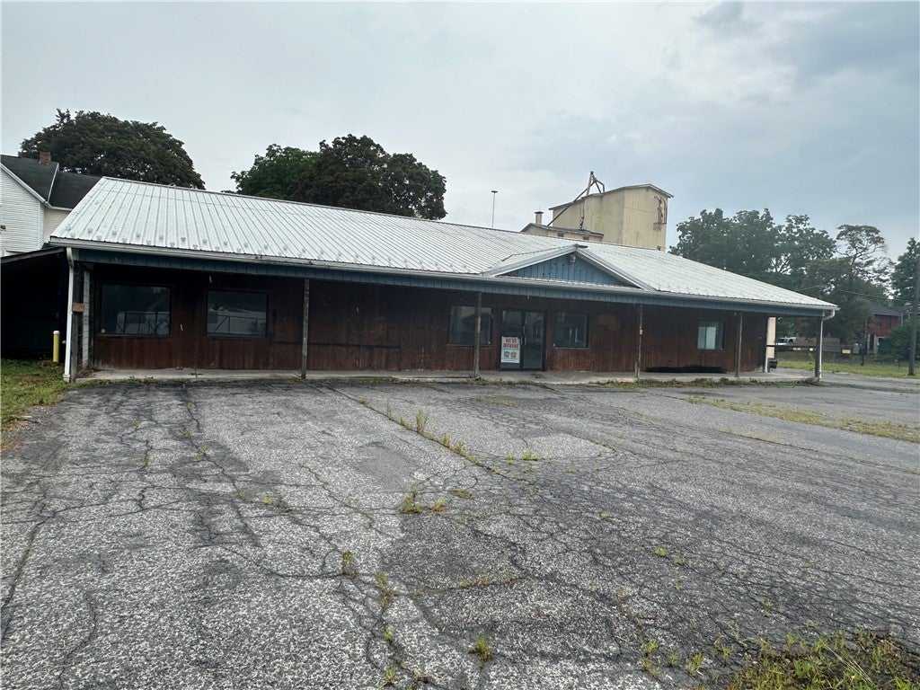 Photo of 115 North Exchange Street ST, Geneva City, NY 14456 (MLS # R1702604)