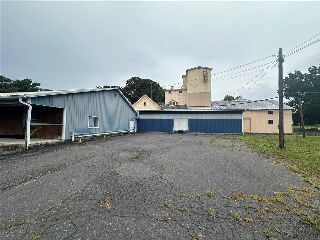 Photo of 115 North Exchange Street ST, Geneva City, NY 14456 (MLS # R1702604)
