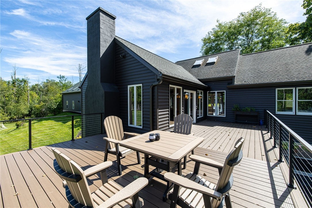 3 Graywood Lane
